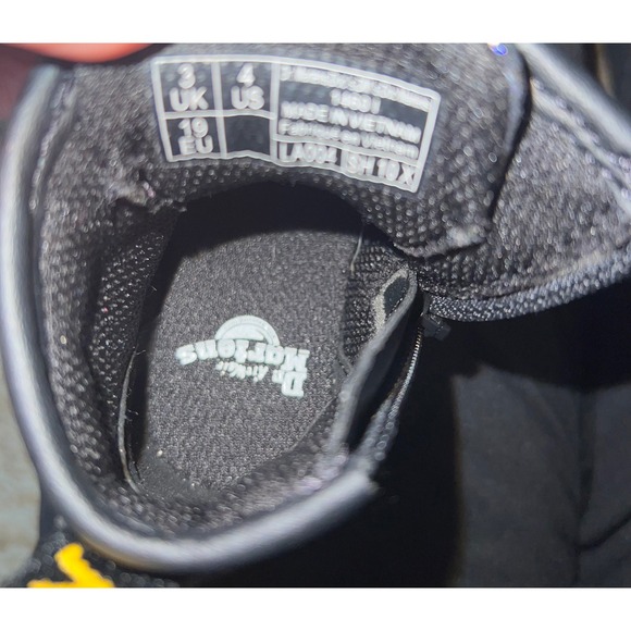 Dr. Martens Toddler Boots Black Iridescent Glitter Leather Ankle Shoes Size 4 - Picture 4 of 5